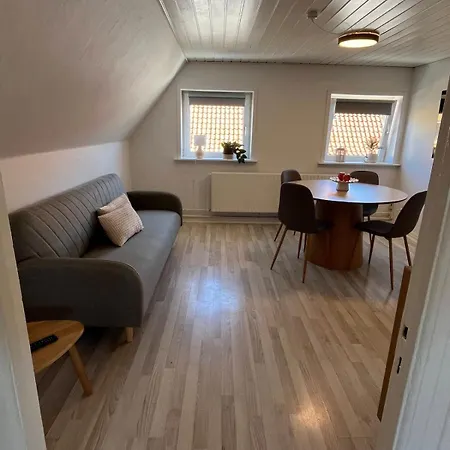 شقة Hyggelig I Hjertet Af Hirtshals, Taet Pa Alt *