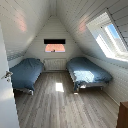公寓 Hyggelig I Hjertet Af Hirtshals, Taet Pa Alt *